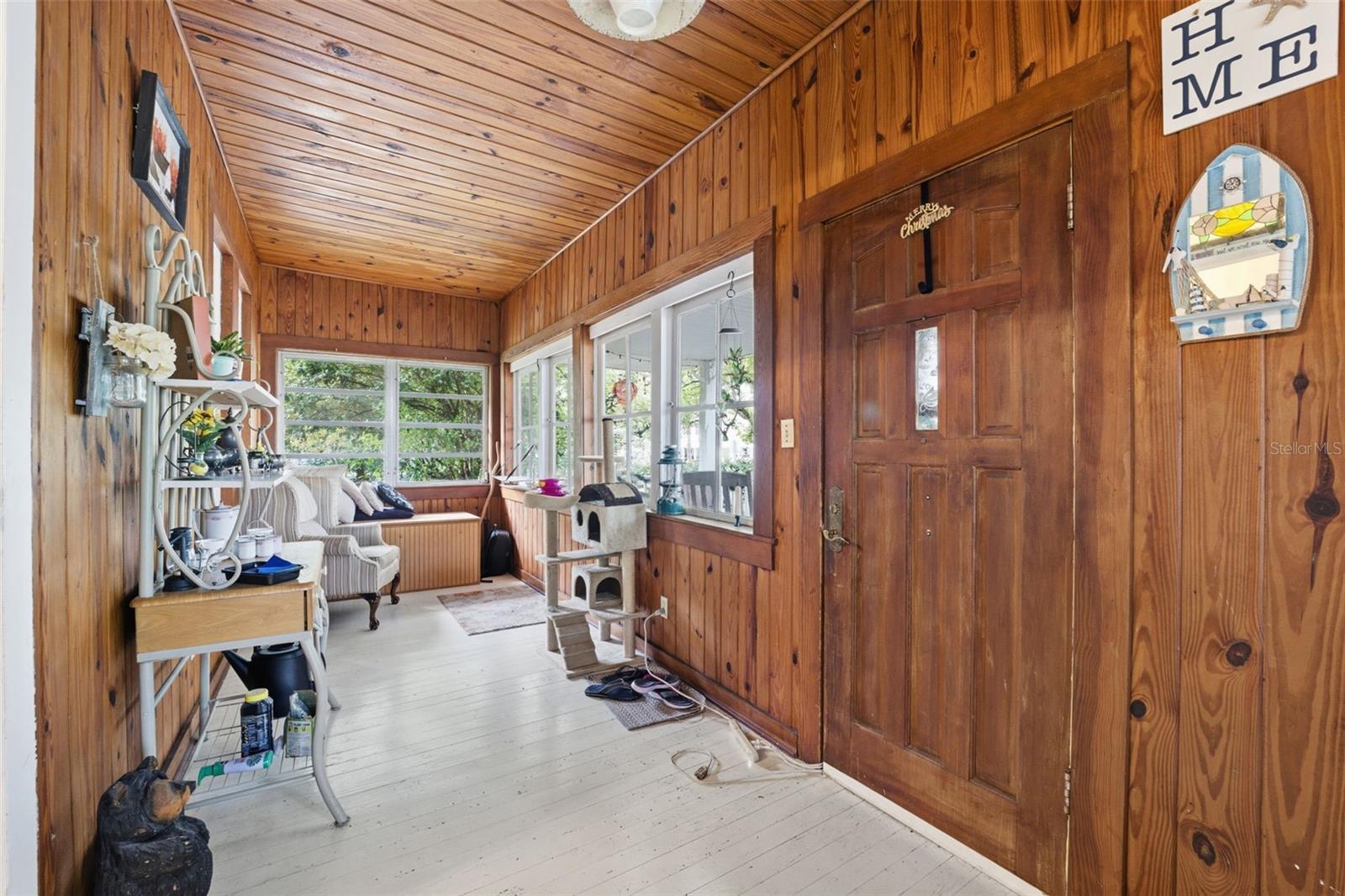 Image 54 of 71 For 117 Brooksville Avenue