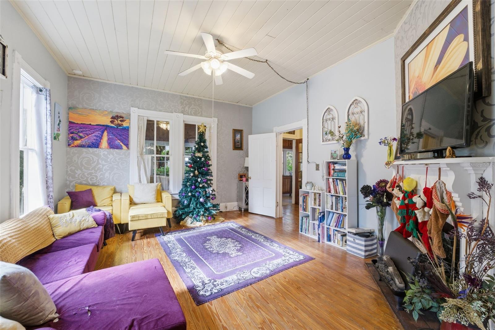 Image 56 of 71 For 117 Brooksville Avenue