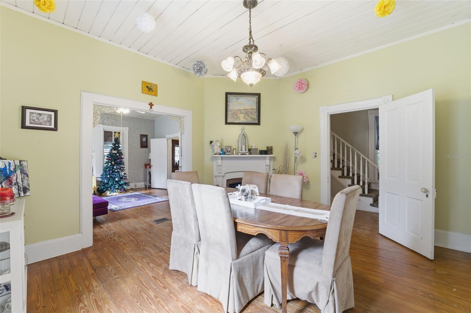 Image 58 of 71 For 117 Brooksville Avenue