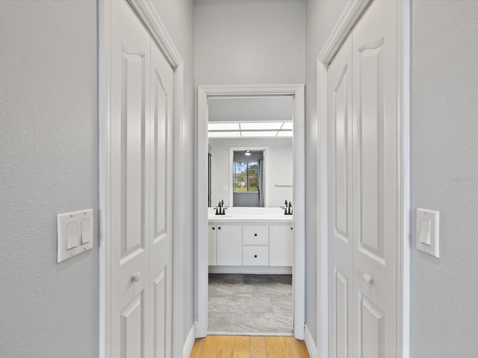 Image 10 of 64 For 11723 Foxworth Lane