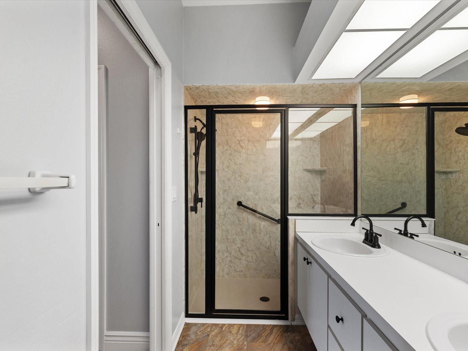 Image 12 of 64 For 11723 Foxworth Lane