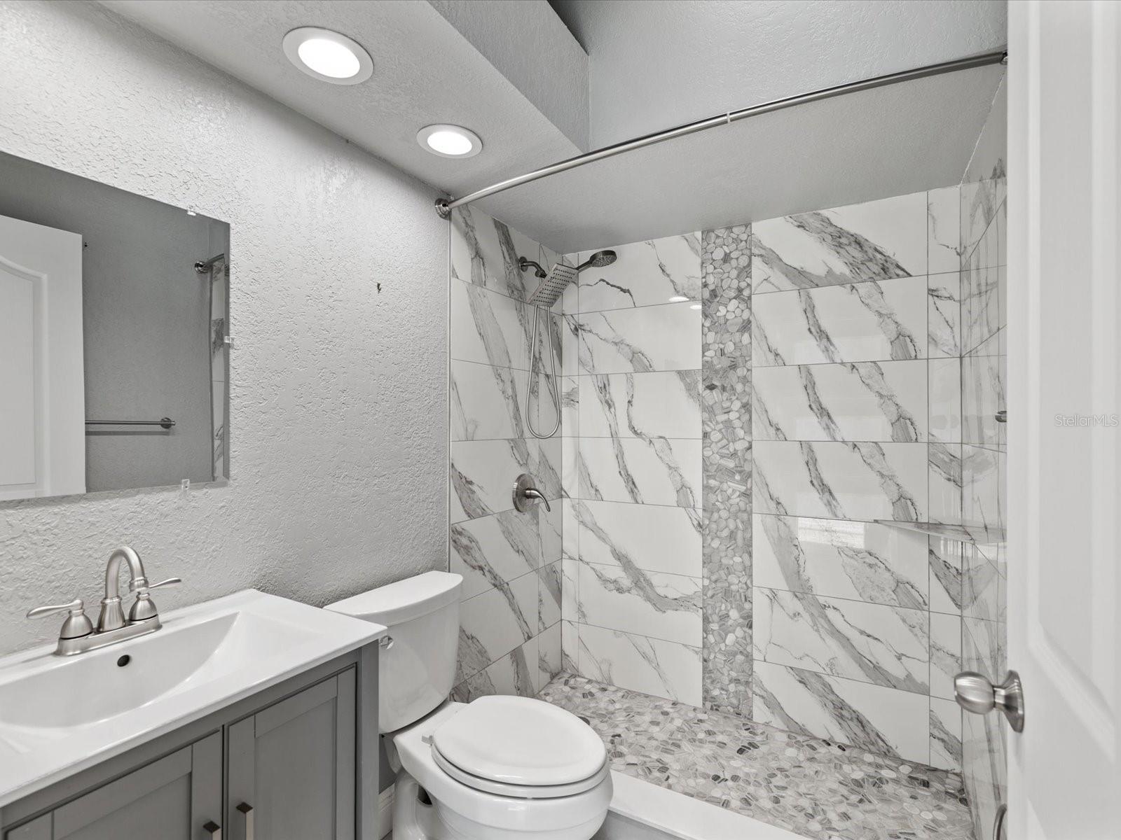 Image 16 of 64 For 11723 Foxworth Lane