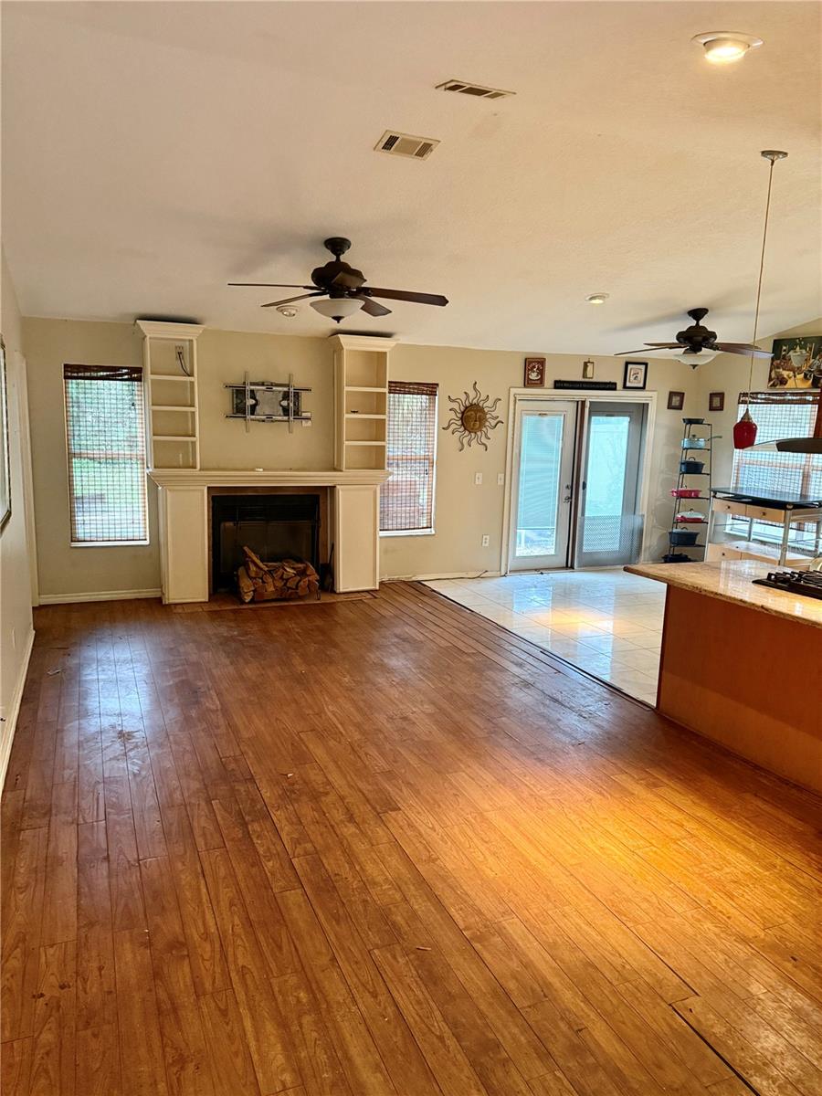 Image 16 of 48 For 2635 Glenview Drive