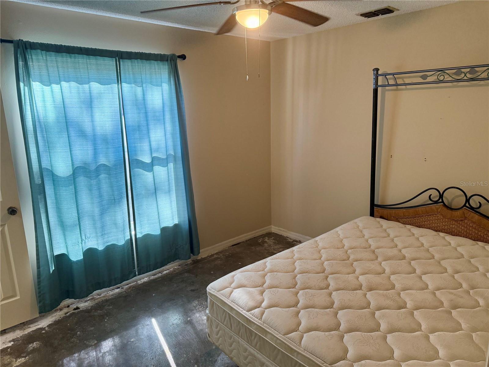 Image 32 of 48 For 2635 Glenview Drive