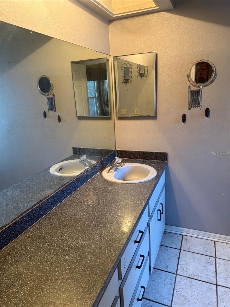 Image 48 of 48 For 2635 Glenview Drive