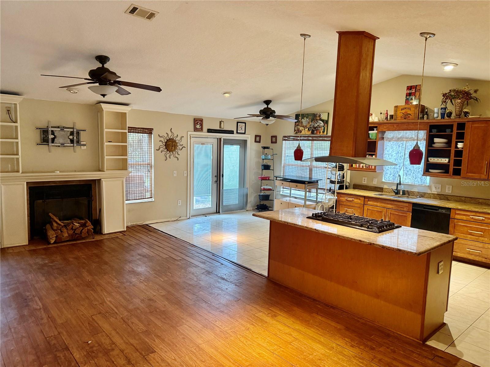 Image 8 of 13 For 2635 Glenview Drive