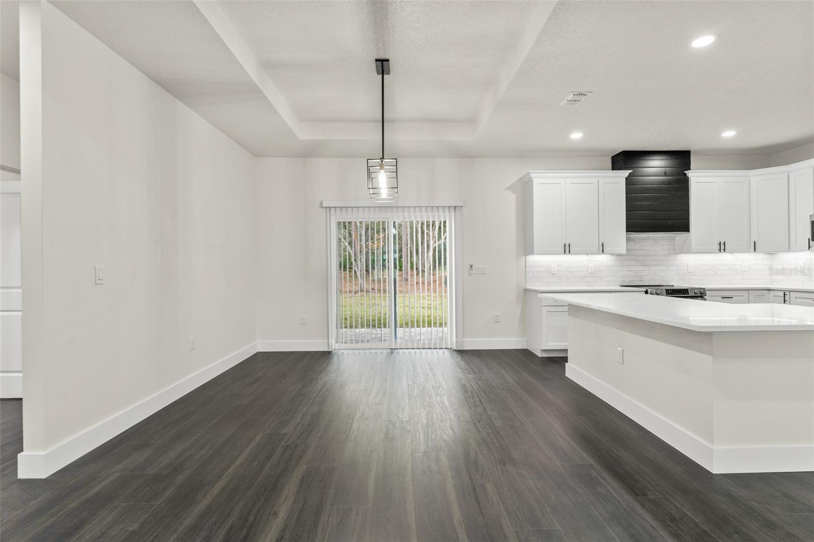 Image 18 of 69 For 11374 Paramount Avenue