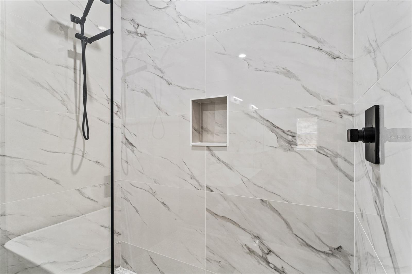 Image 30 of 69 For 11374 Paramount Avenue