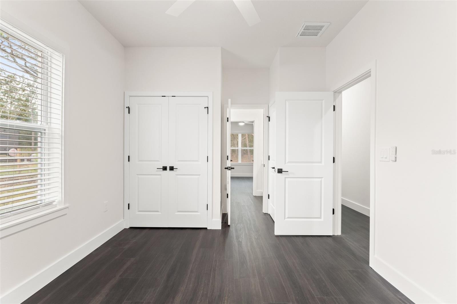 Image 41 of 69 For 11374 Paramount Avenue