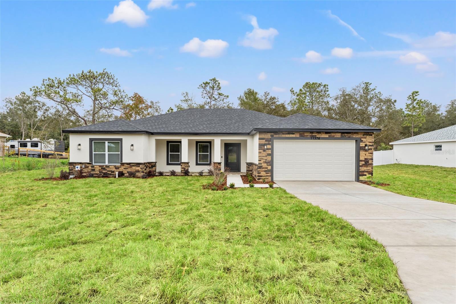 Image 51 of 69 For 11374 Paramount Avenue