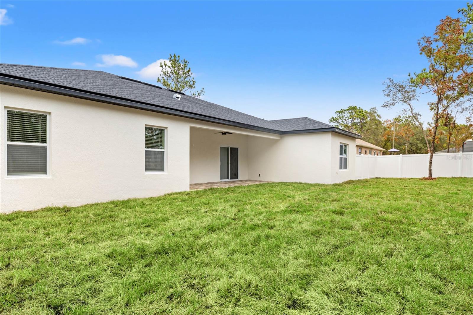 Image 55 of 69 For 11374 Paramount Avenue