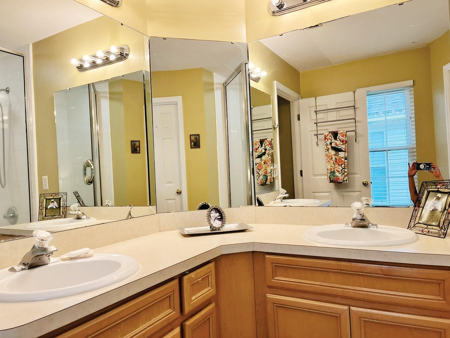 Image 12 of 14 For 3320 Addison Lane