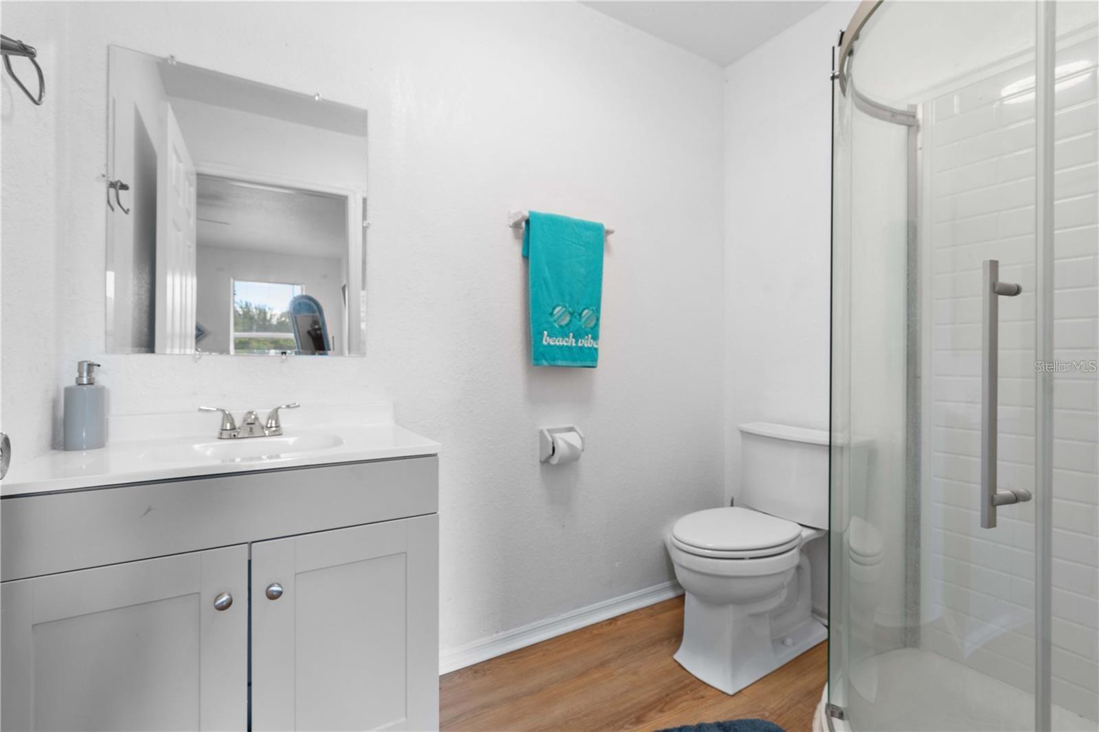 Image 27 of 34 For 1244 31st Avenue E