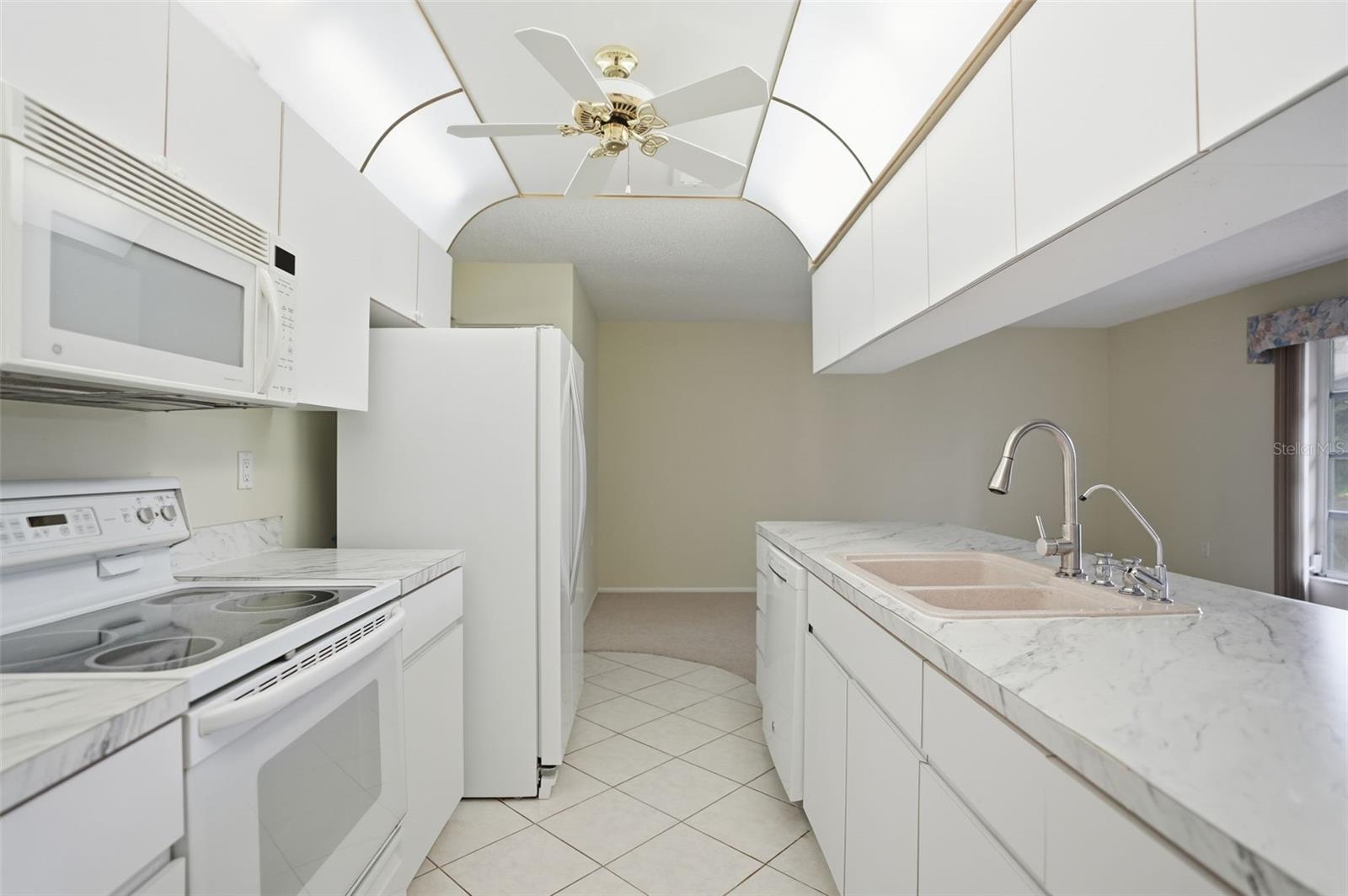 Image 10 of 40 For 10535 Hardwood Court