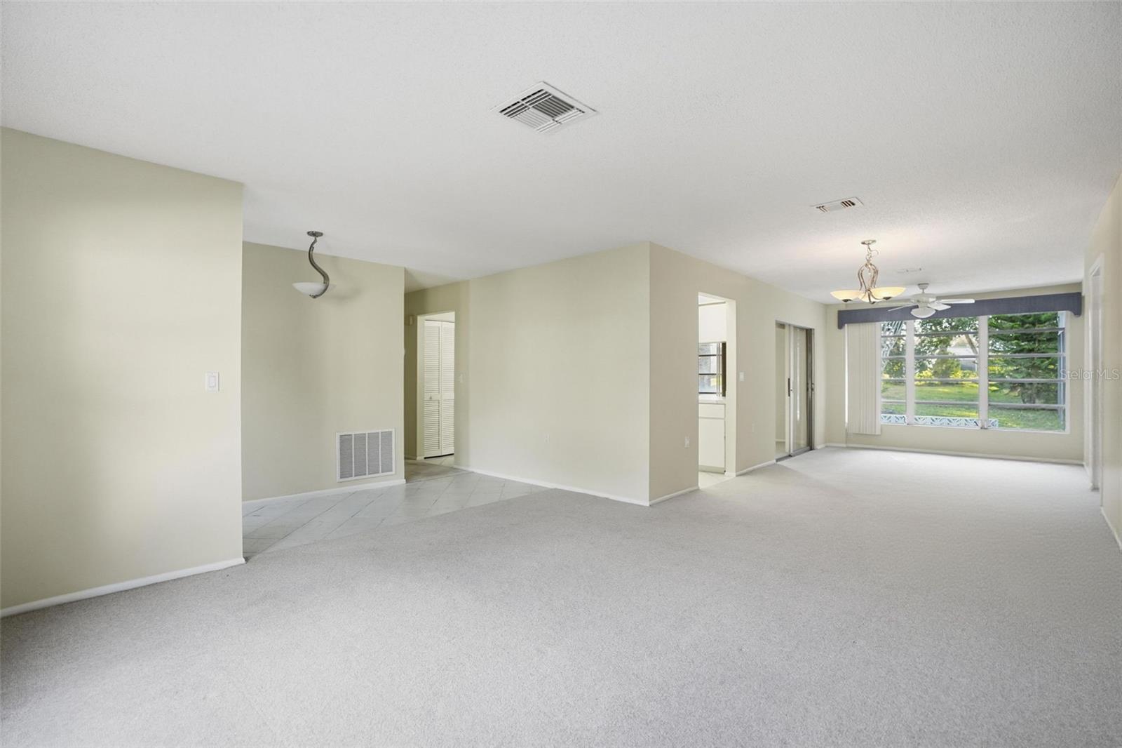 Image 4 of 40 For 10535 Hardwood Court