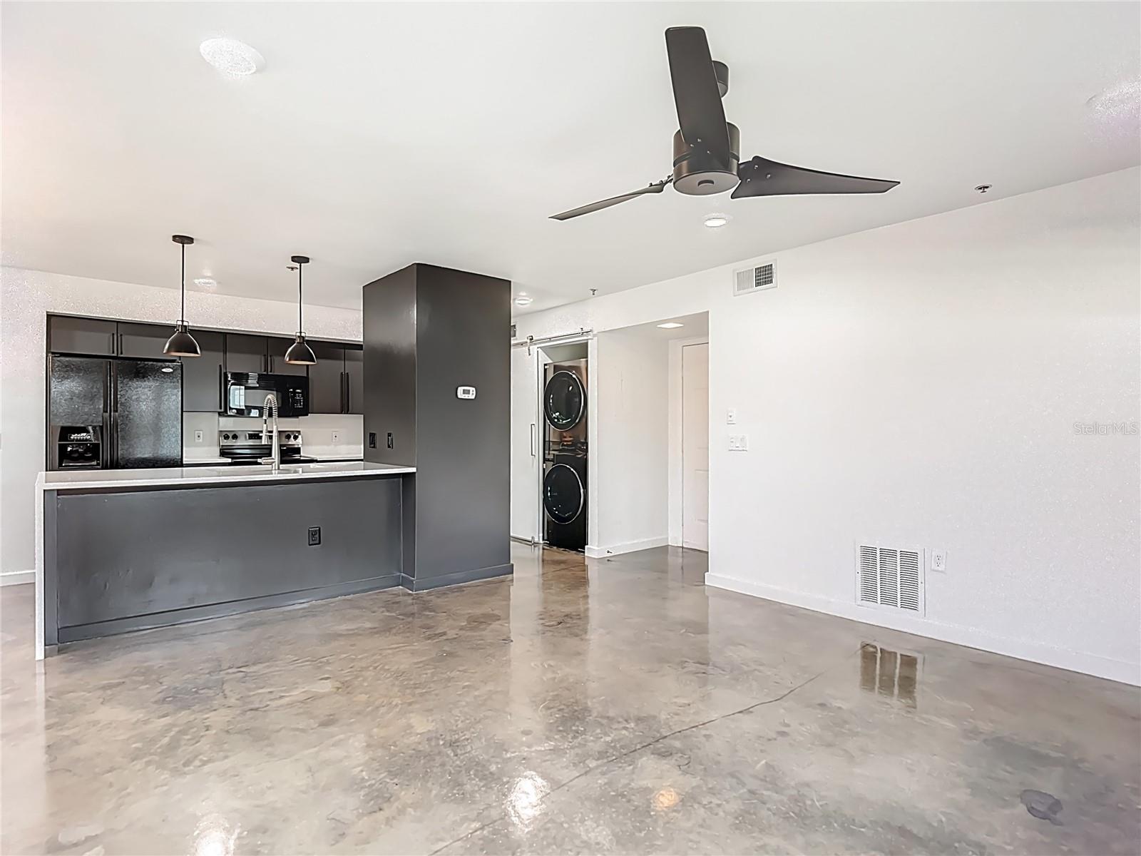 Image 12 of 100 For 5722 Biscayne Court 103