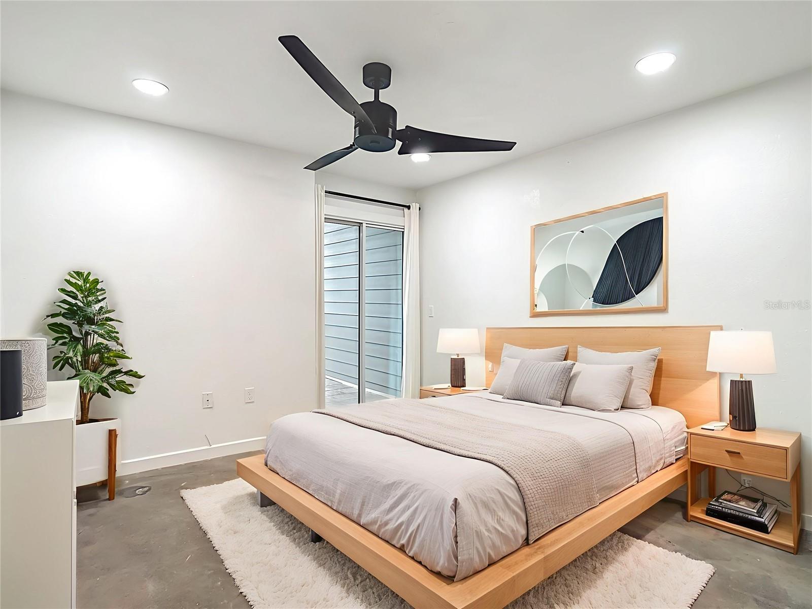 Image 19 of 100 For 5722 Biscayne Court 103