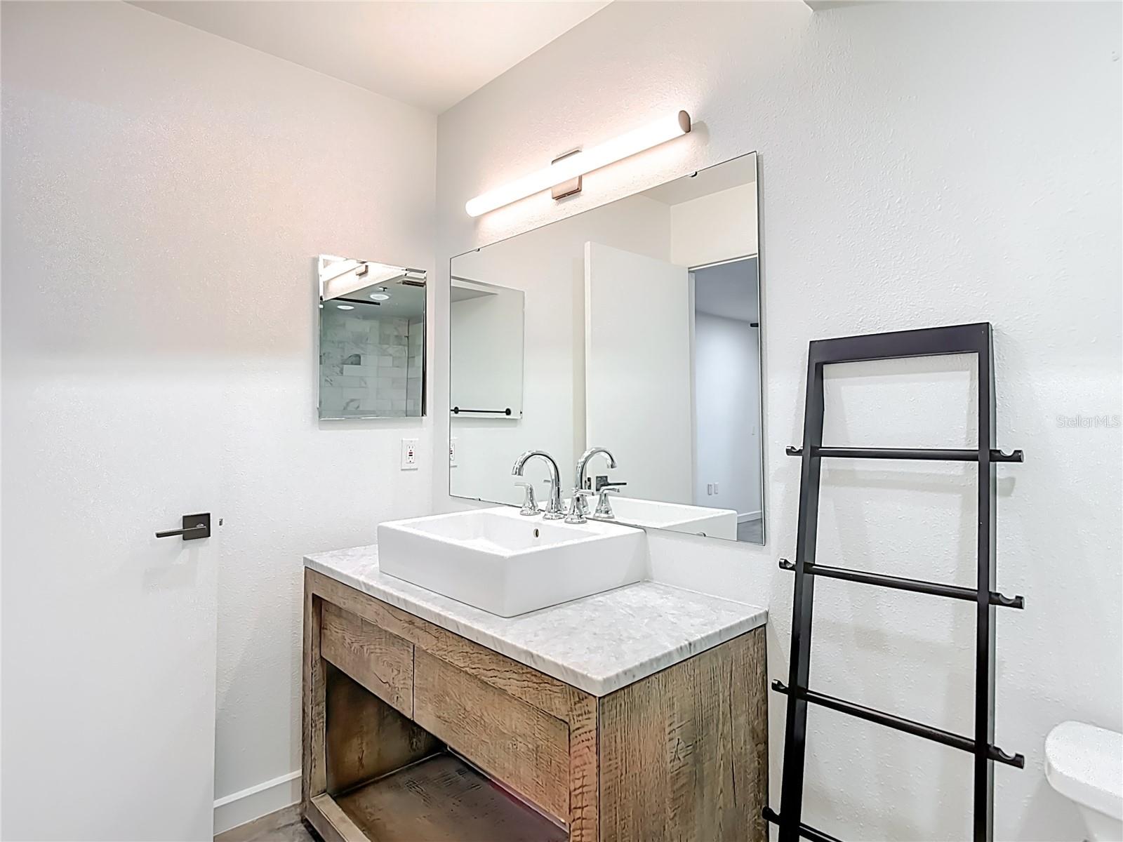 Image 24 of 100 For 5722 Biscayne Court 103