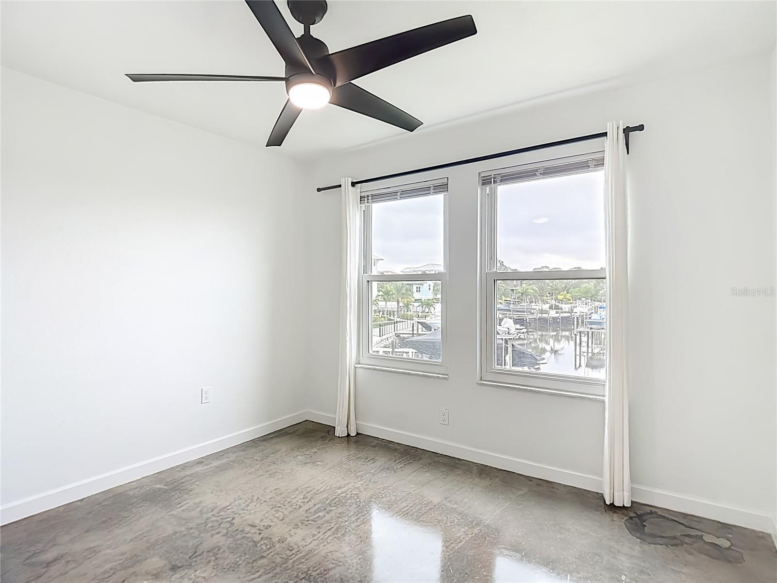 Image 28 of 100 For 5722 Biscayne Court 103