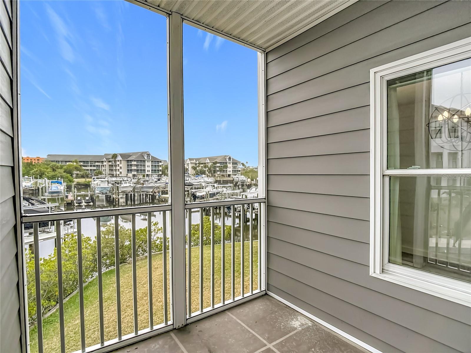 Image 33 of 100 For 5722 Biscayne Court 103