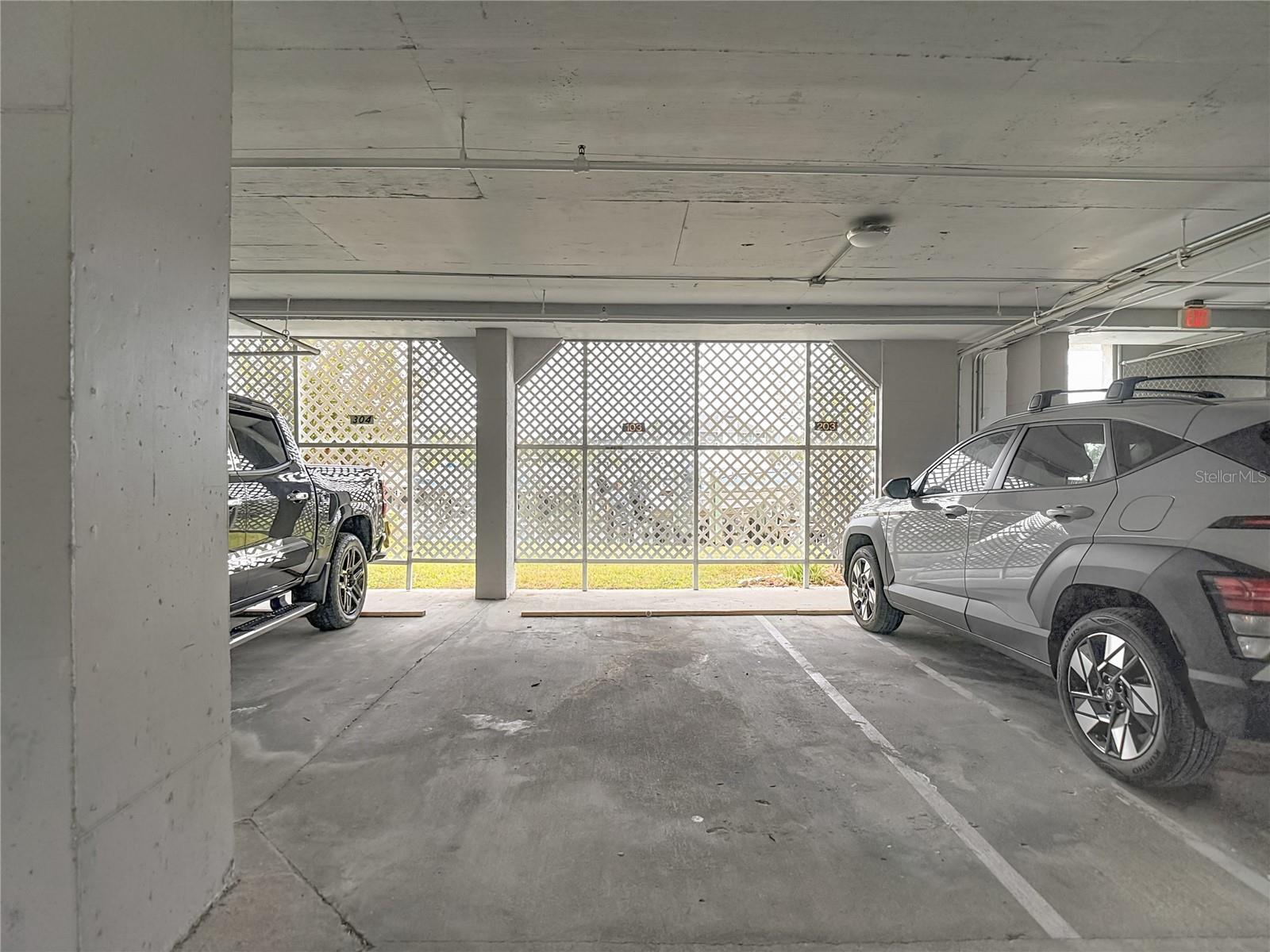 Image 38 of 100 For 5722 Biscayne Court 103