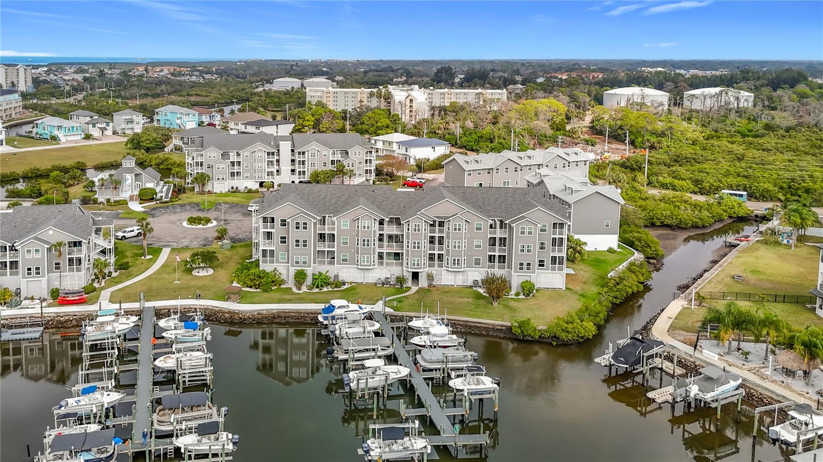 Image 44 of 100 For 5722 Biscayne Court 103