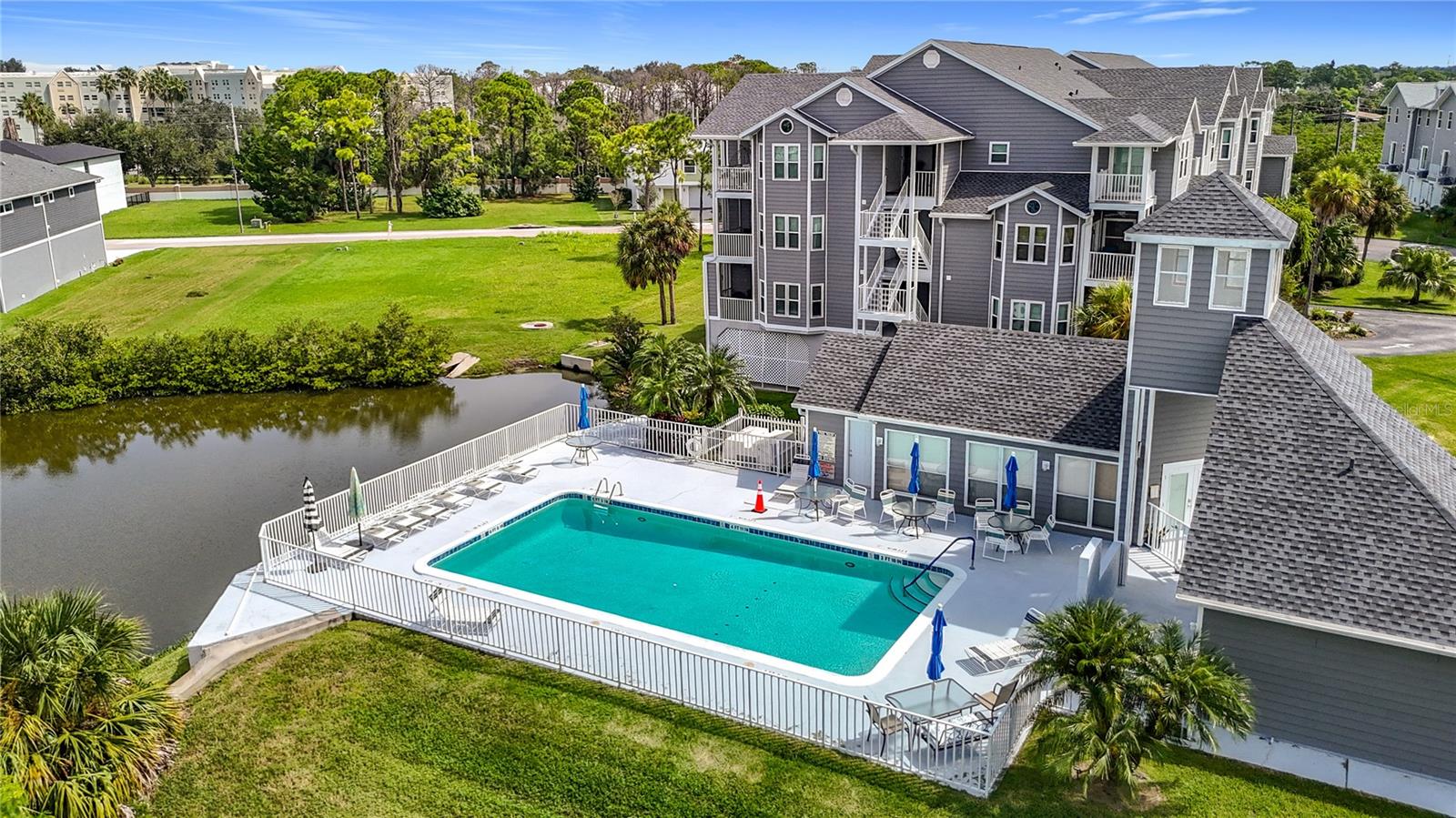 Image 52 of 100 For 5722 Biscayne Court 103