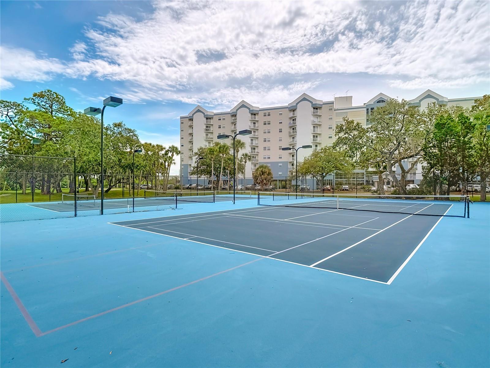 Image 83 of 100 For 5722 Biscayne Court 103