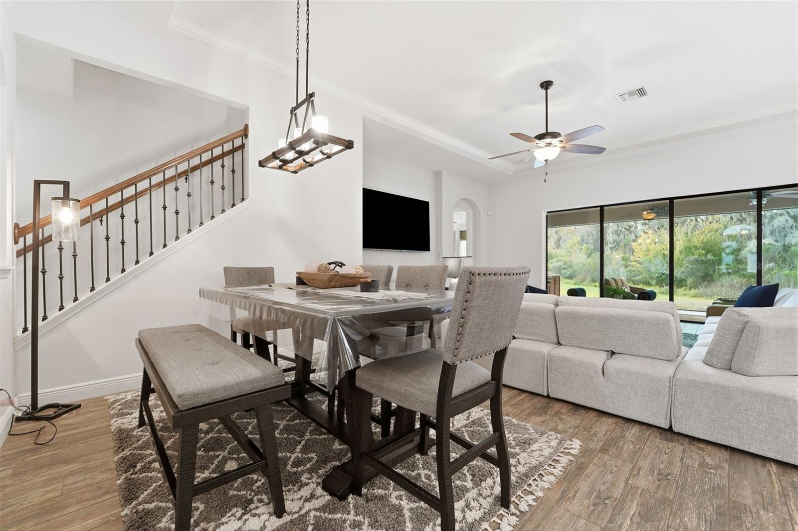 Image 19 of 62 For 12718 Burns Drive