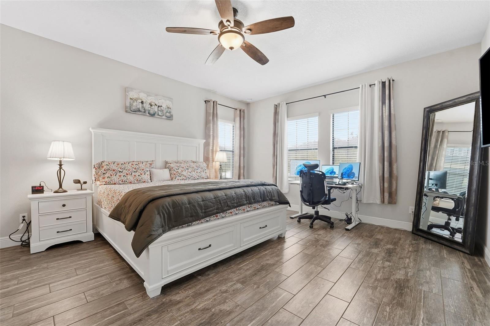 Image 20 of 62 For 12718 Burns Drive