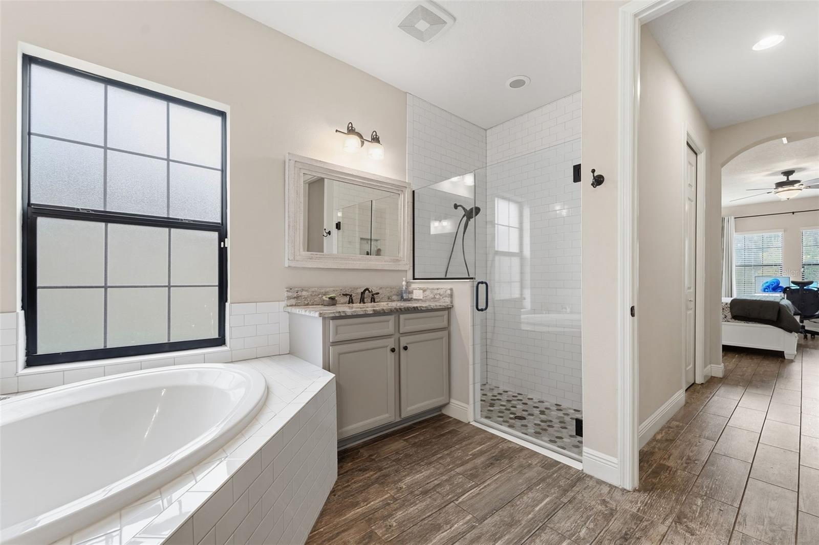 Image 23 of 62 For 12718 Burns Drive