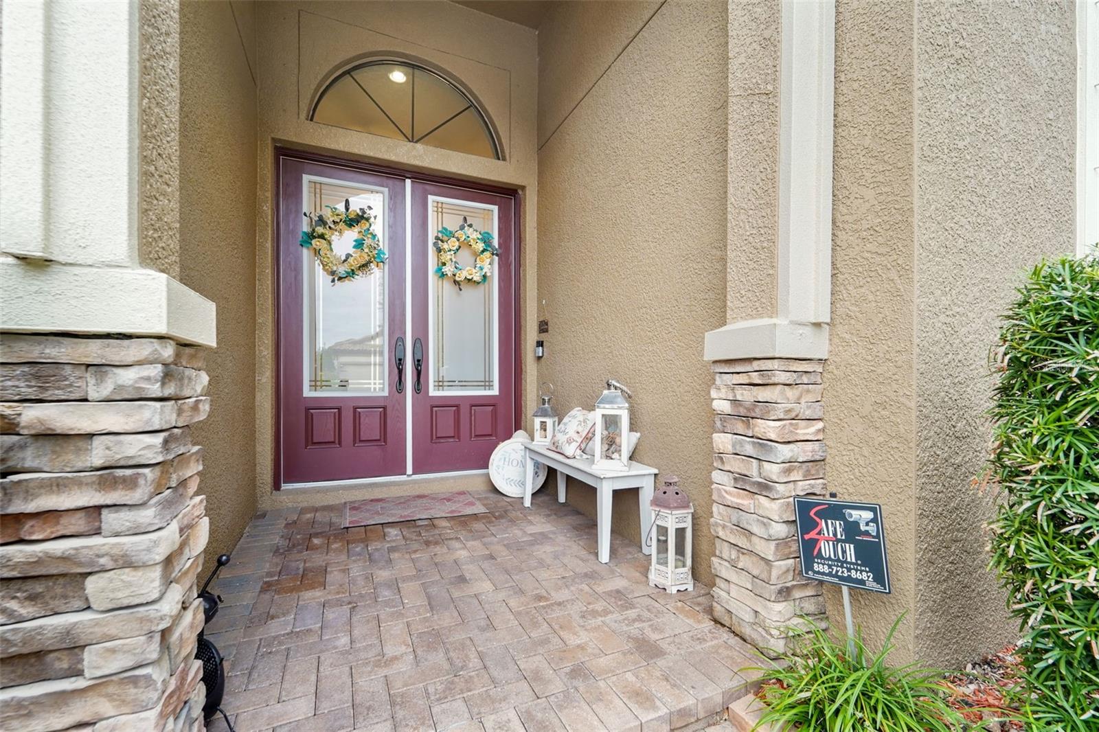 Image 5 of 62 For 12718 Burns Drive