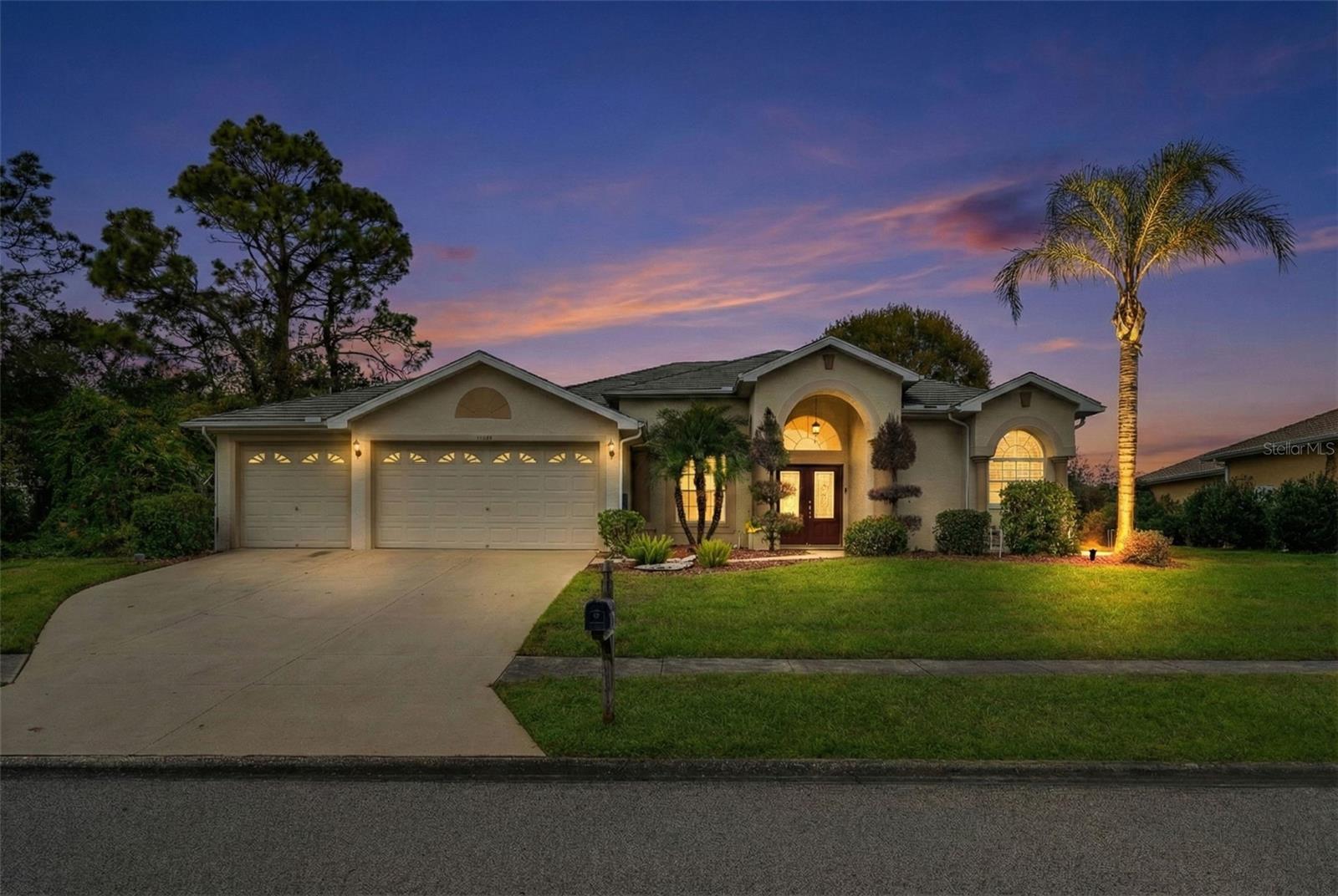 Image 2 of 63 For 13375 Newcastle Avenue