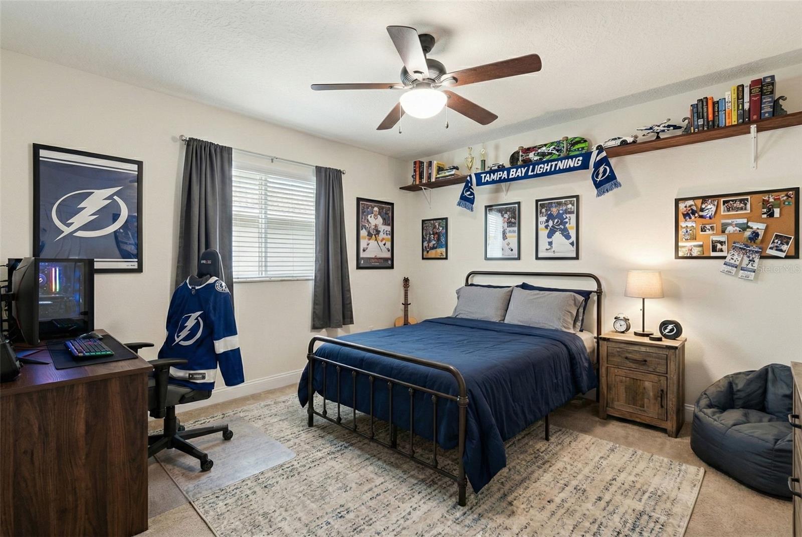 Image 37 of 63 For 13375 Newcastle Avenue