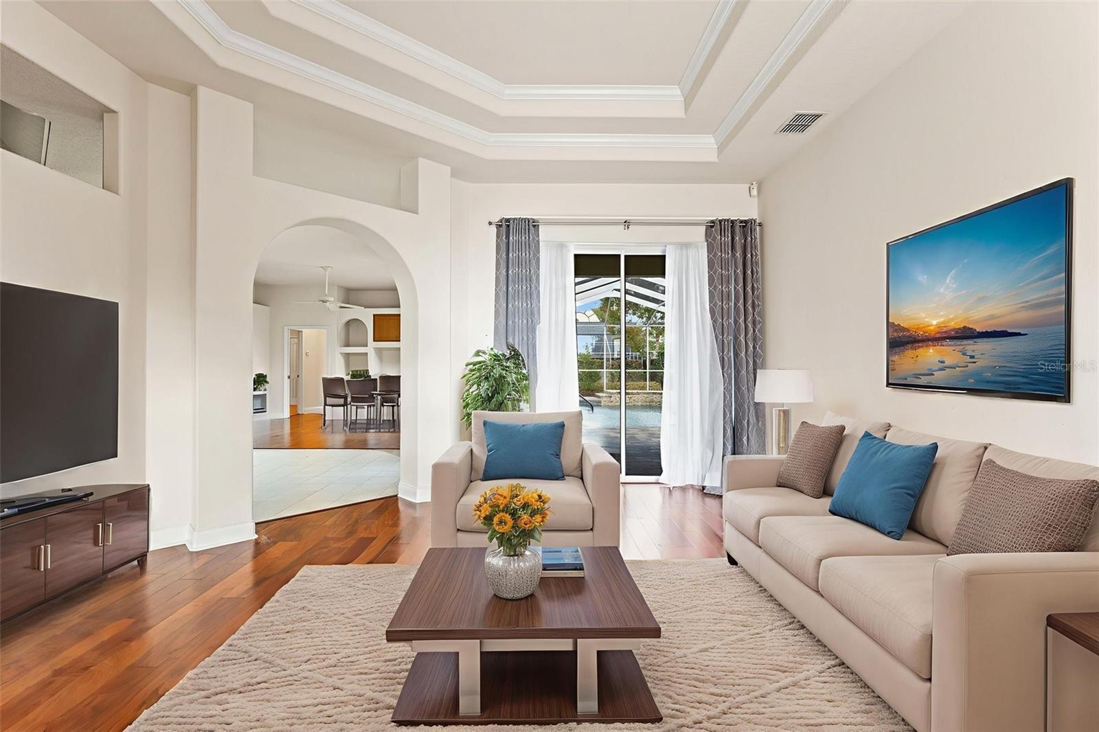 Image 8 of 63 For 13375 Newcastle Avenue