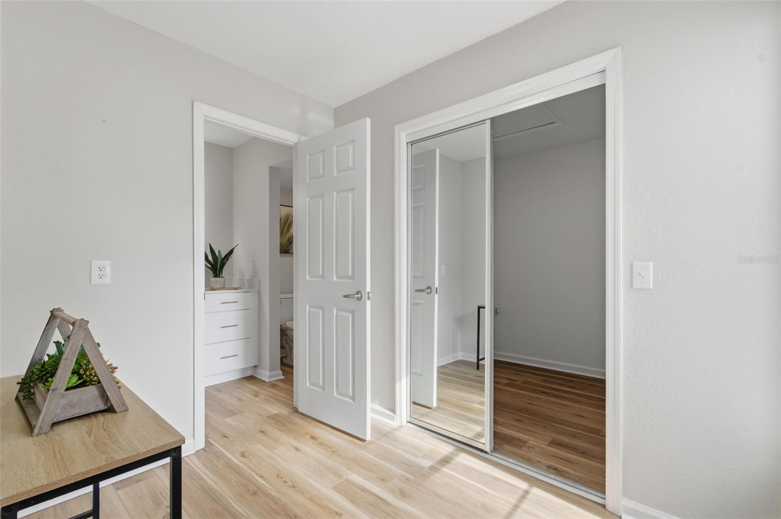 Image 31 of 61 For 916 River Rapids Avenue