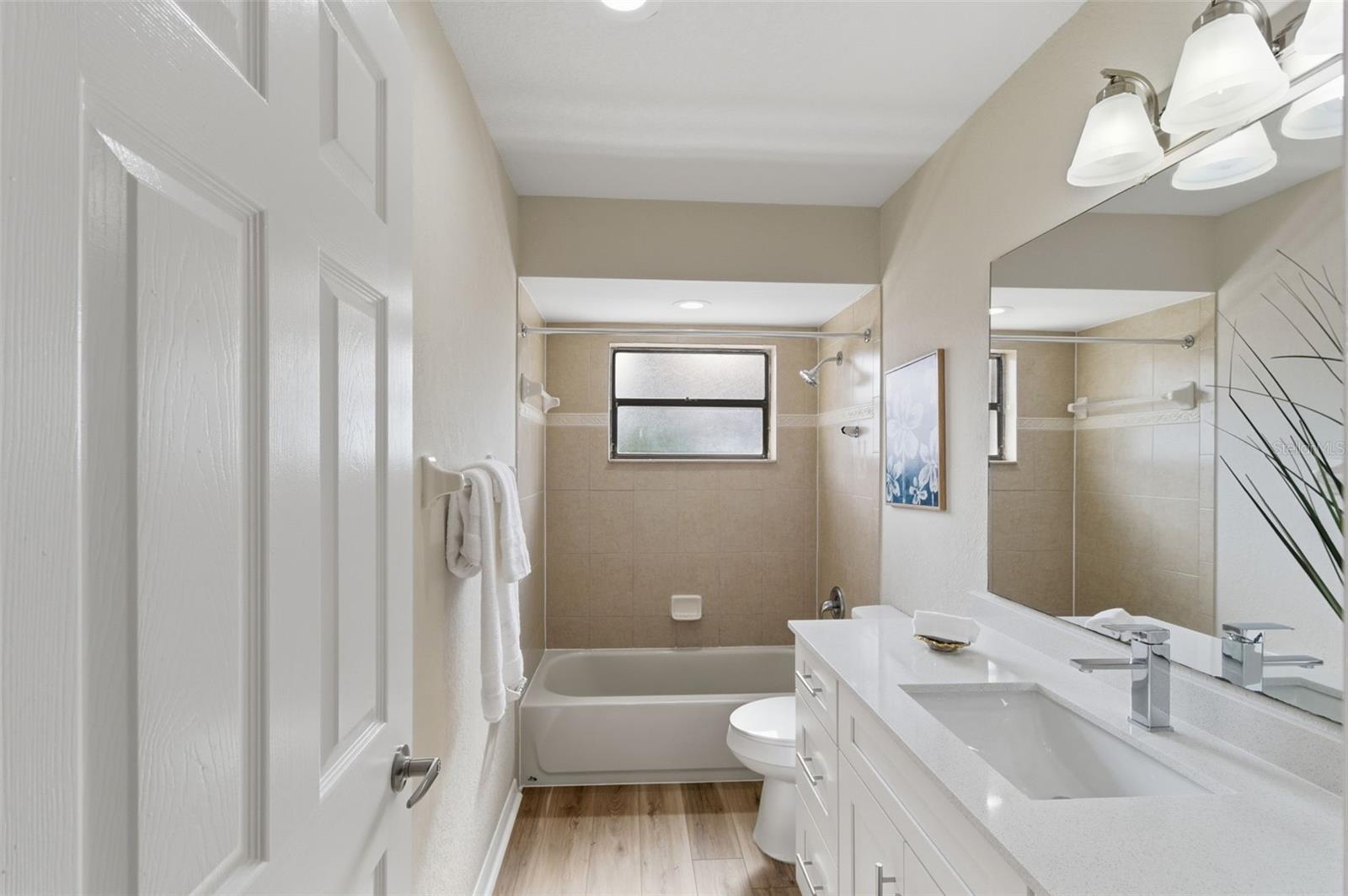 Image 41 of 61 For 916 River Rapids Avenue