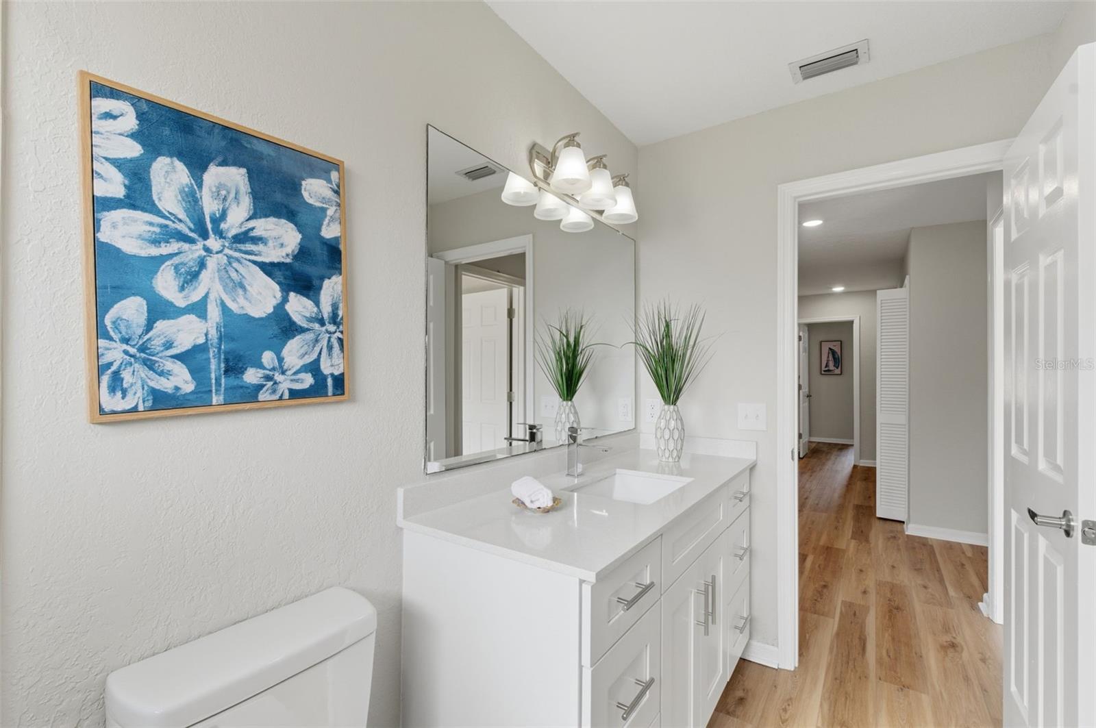 Image 42 of 61 For 916 River Rapids Avenue