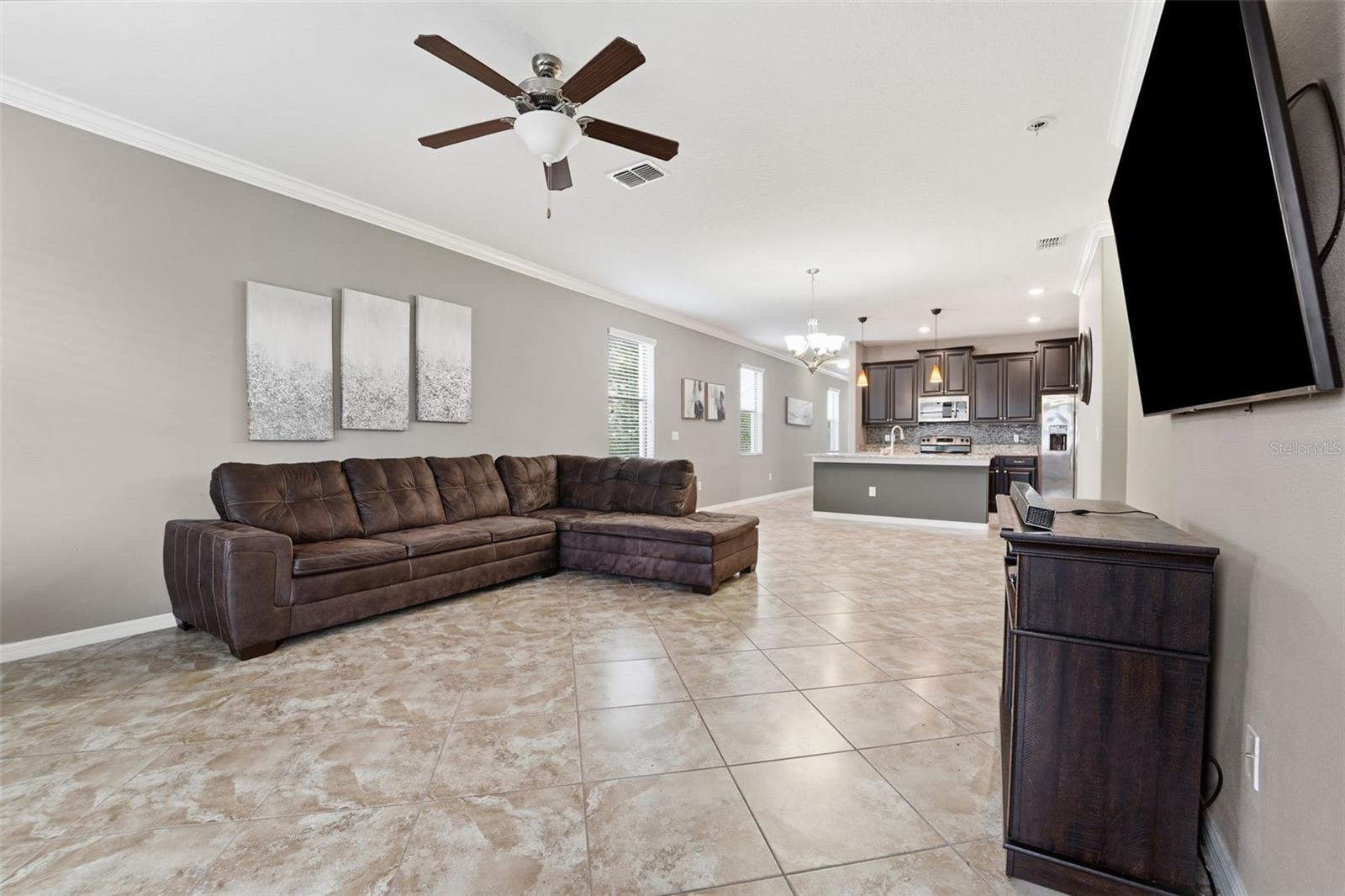 Image 12 of 36 For 11714 Lake Boulevard