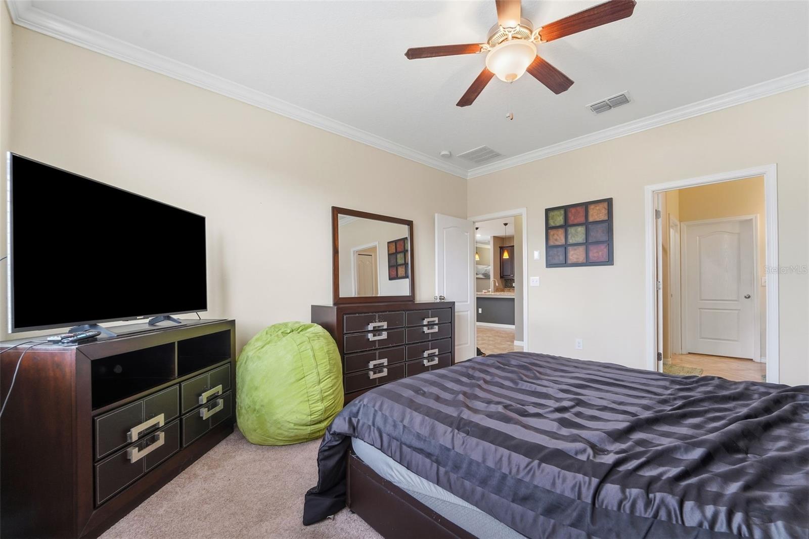 Image 15 of 36 For 11714 Lake Boulevard