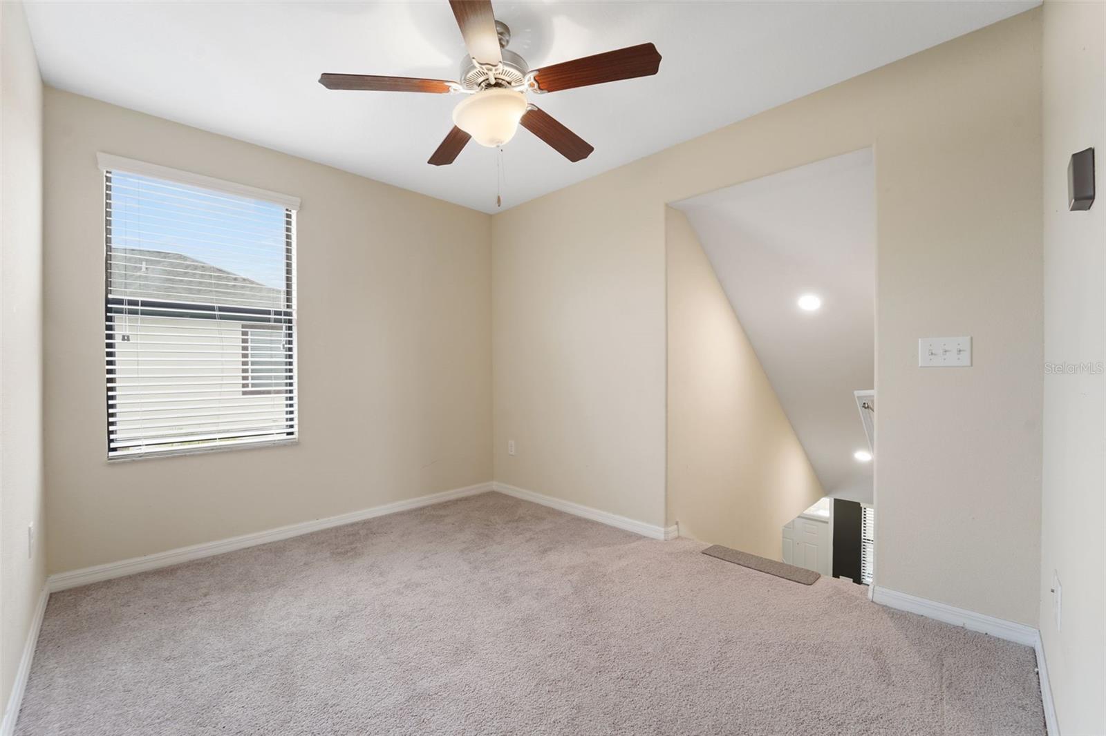 Image 17 of 36 For 11714 Lake Boulevard