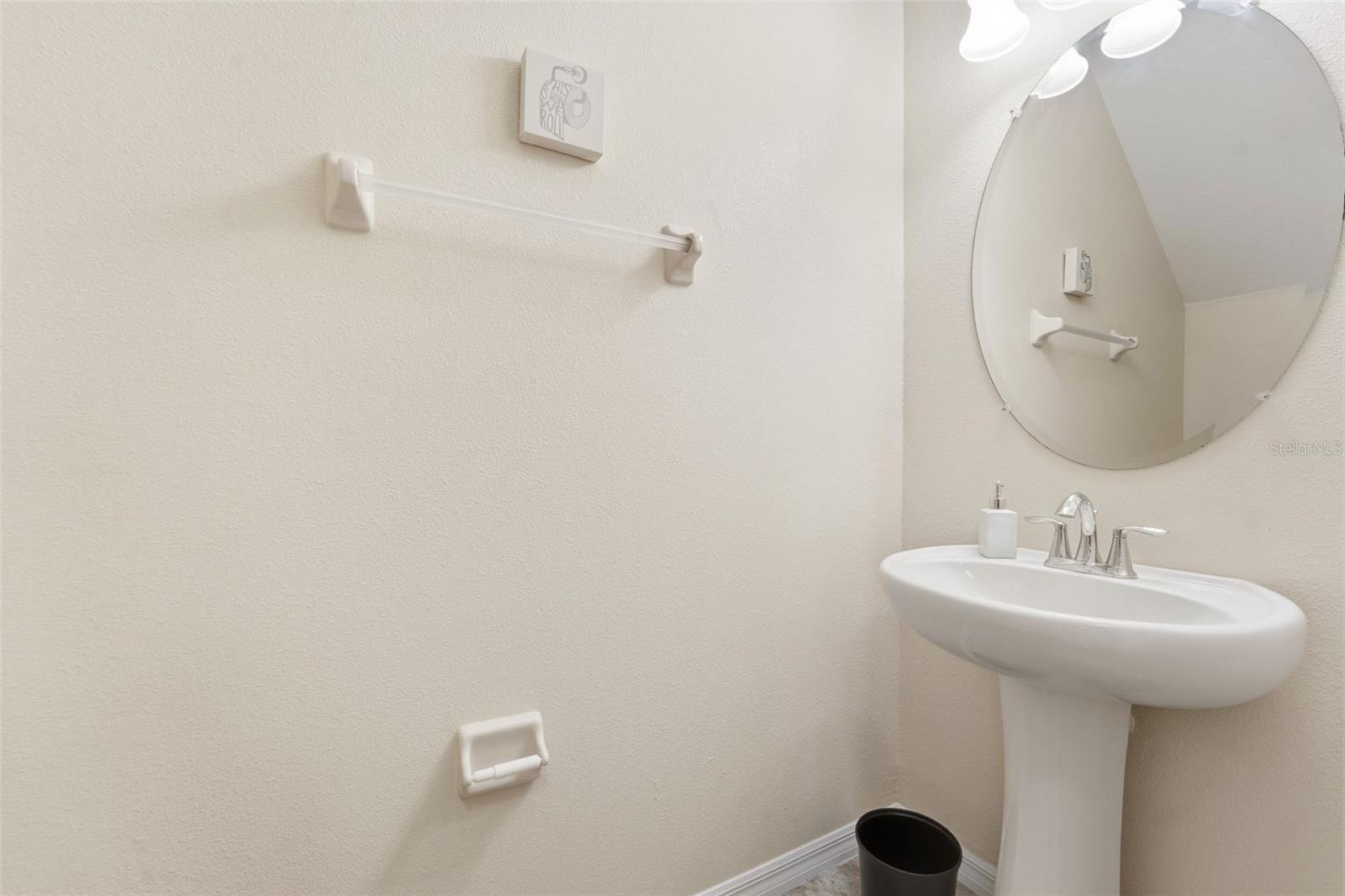 Image 22 of 36 For 11714 Lake Boulevard