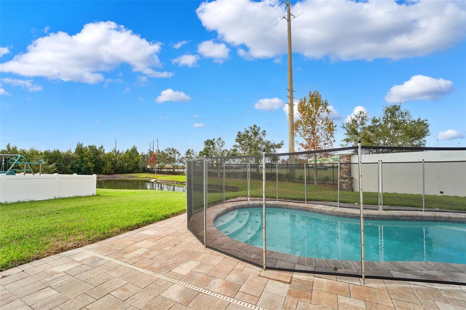 Image 30 of 36 For 11714 Lake Boulevard