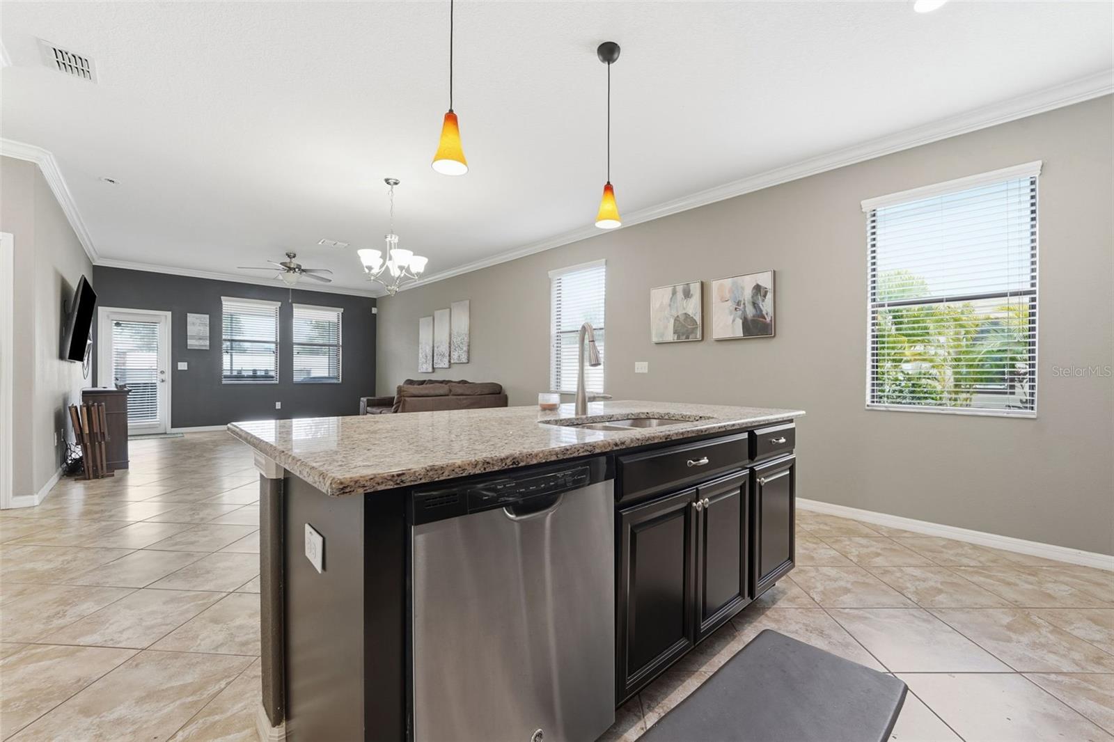 Image 8 of 36 For 11714 Lake Boulevard