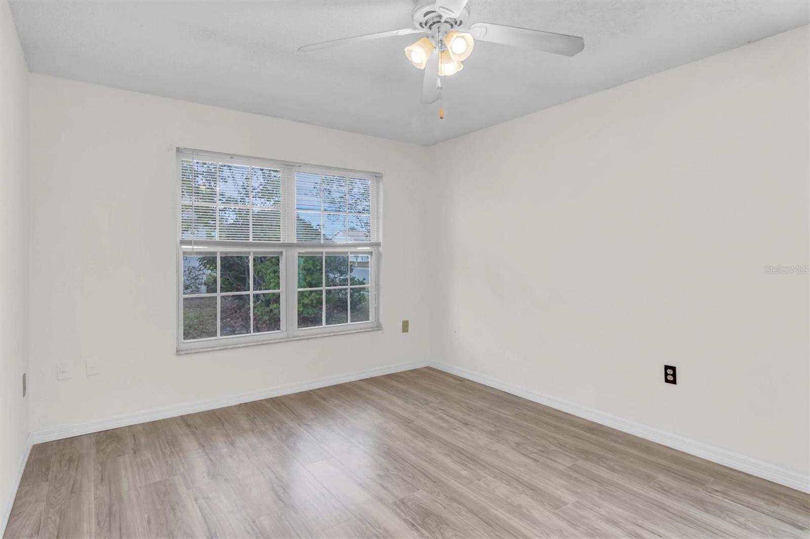 Image 17 of 34 For 2937 Wainwright Court