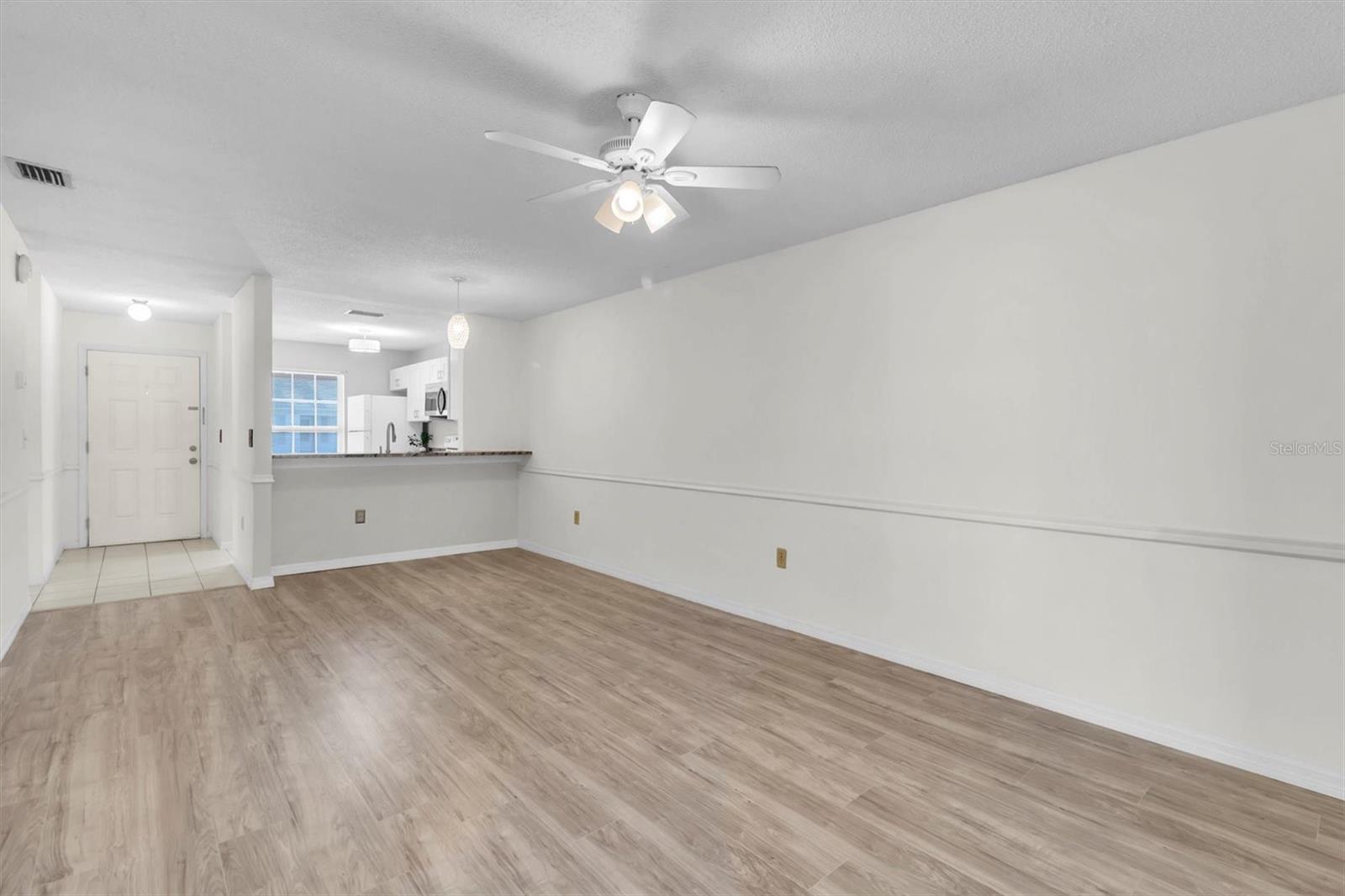 Image 20 of 34 For 2937 Wainwright Court