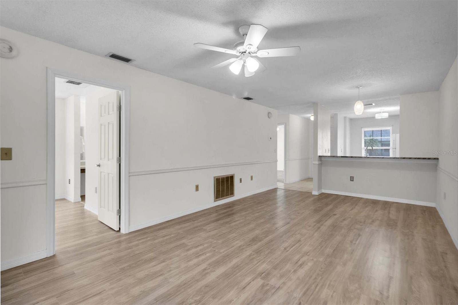 Image 4 of 34 For 2937 Wainwright Court