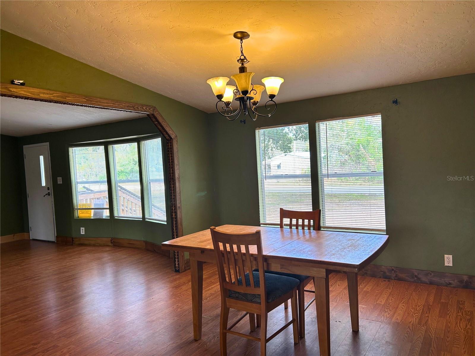 Image 12 of 30 For 9867 Jerome Drive