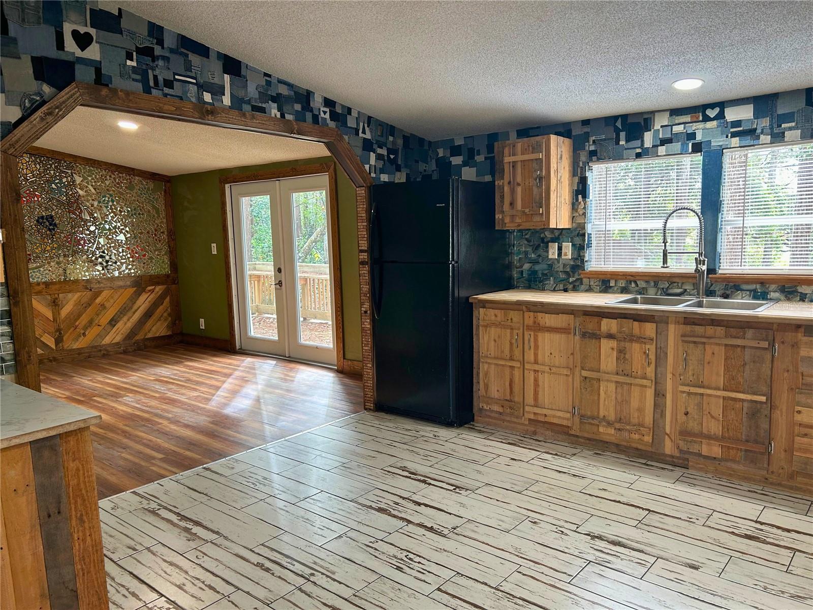 Image 14 of 30 For 9867 Jerome Drive