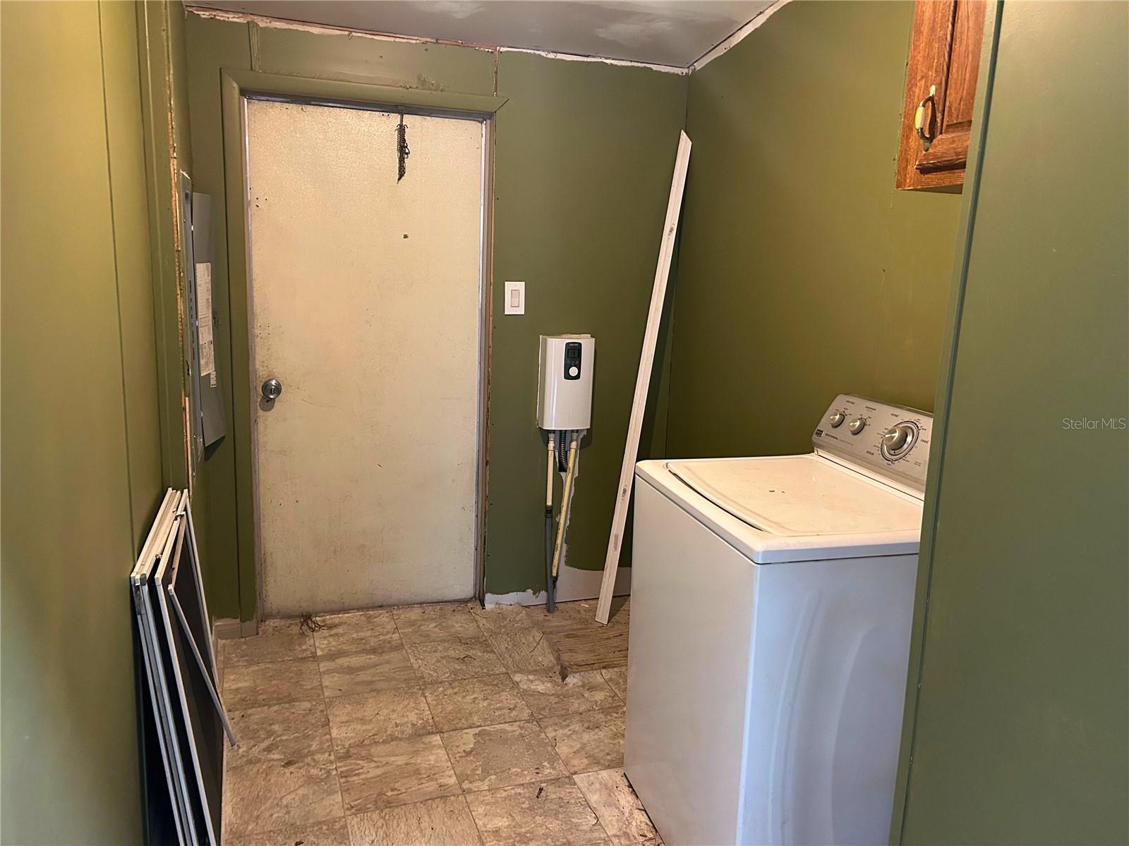 Image 26 of 30 For 9867 Jerome Drive